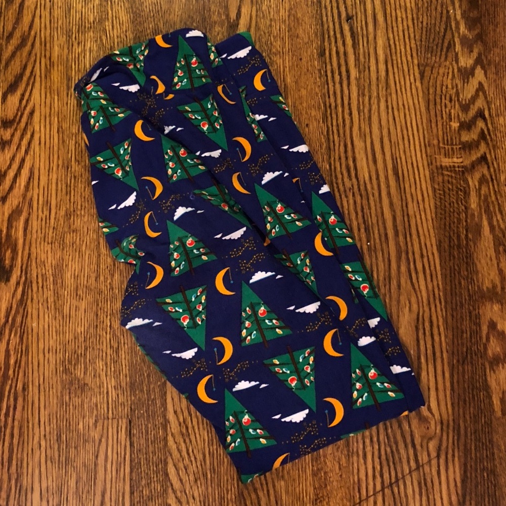 LuLaRoe leggings- holiday print